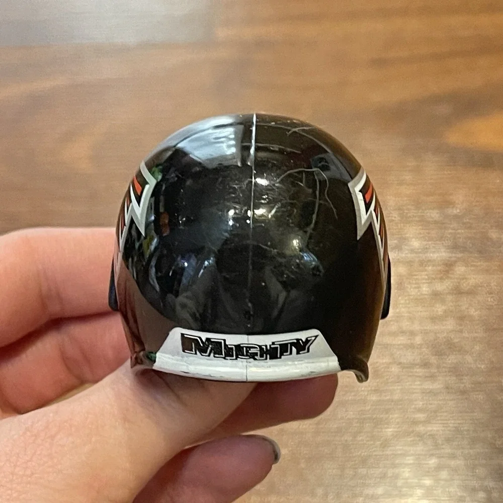 NFL Atlanta Falcons Mighty Racers‎ Mini Football Helmet Collectible 2 Inch